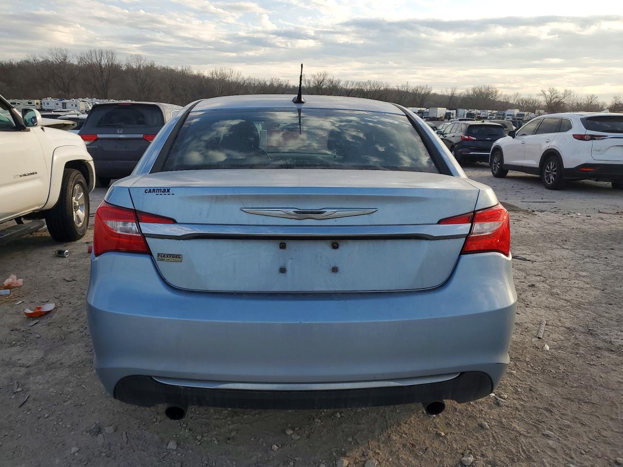 2012 CHRYSLER 200