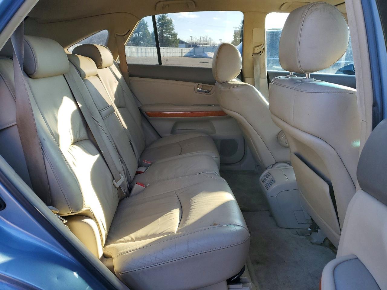 2004 LEXUS Rx 330