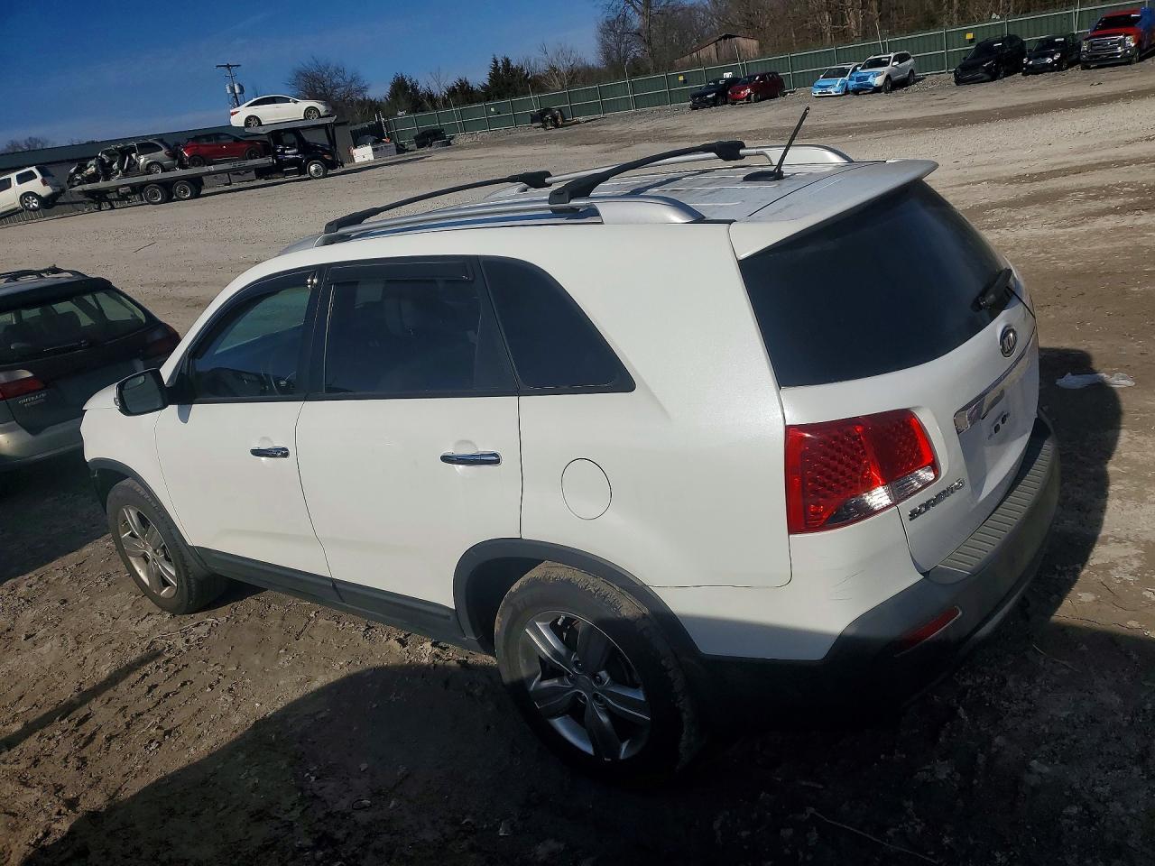 2013 KIA SORENTO