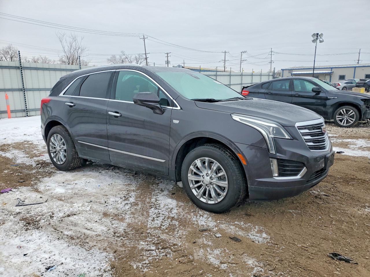 2017 CADILLAC XT5