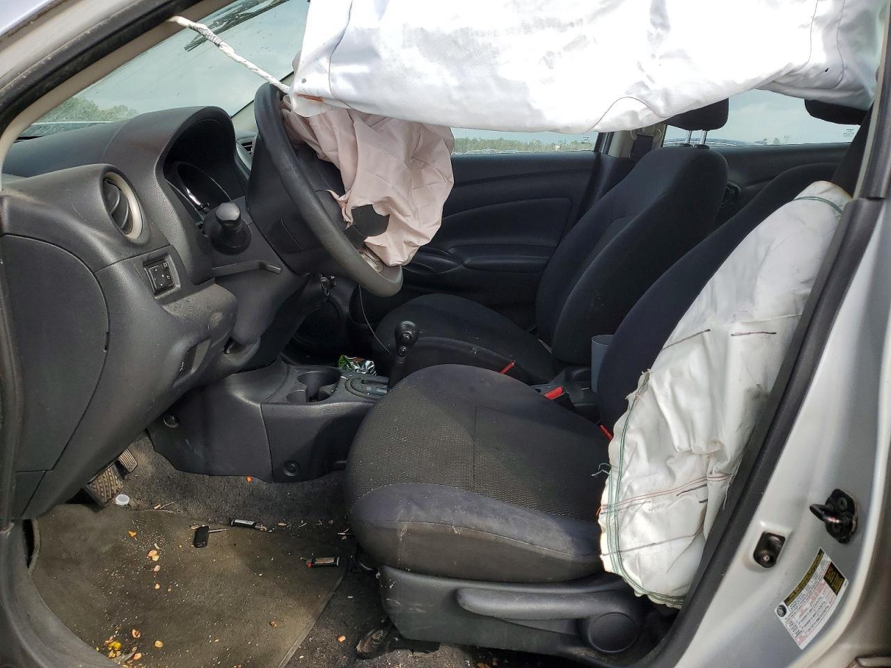 2012 NISSAN VERSA