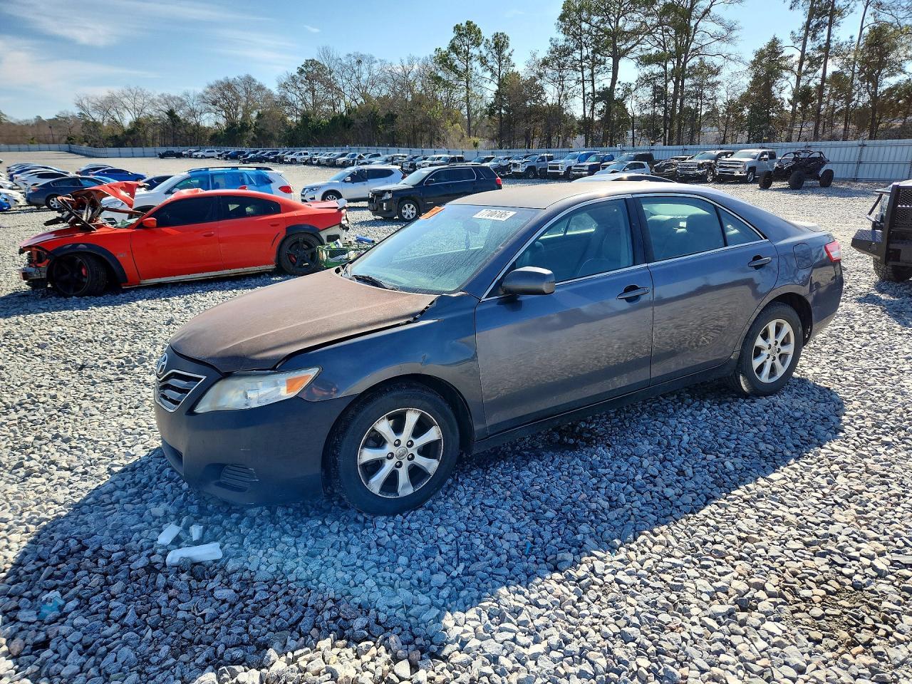 2011 TOYOTA CAMRY