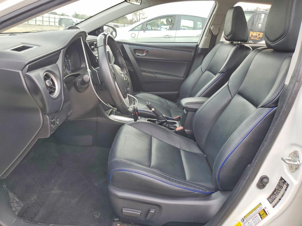 2019 TOYOTA COROLLA