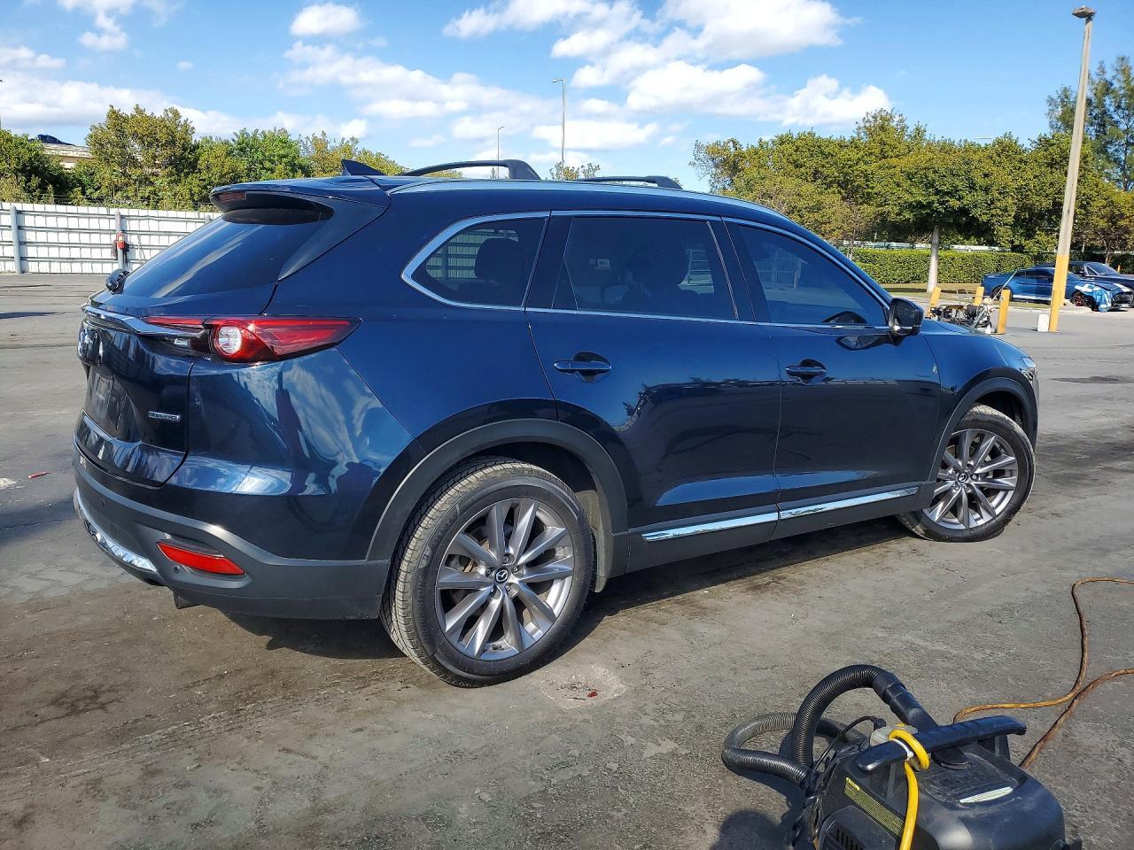 2022 MAZDA CX-9