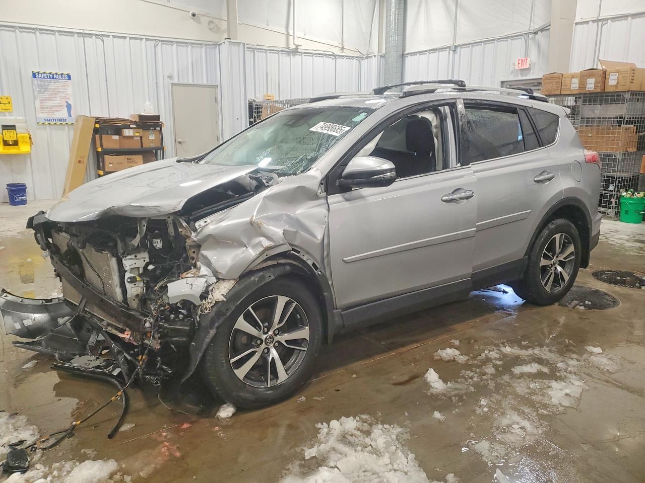 2016 TOYOTA RAV4