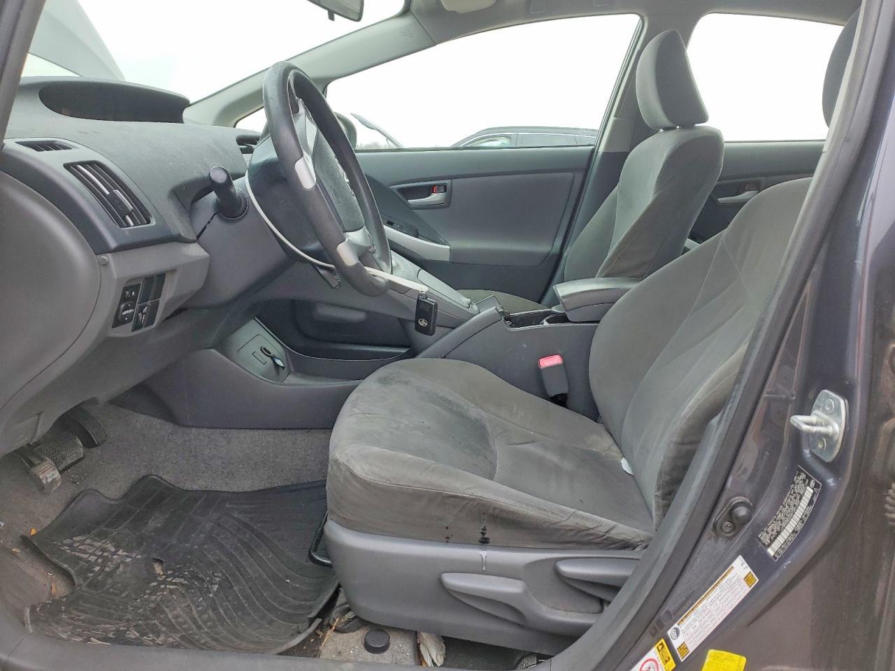2011 TOYOTA PRIUS