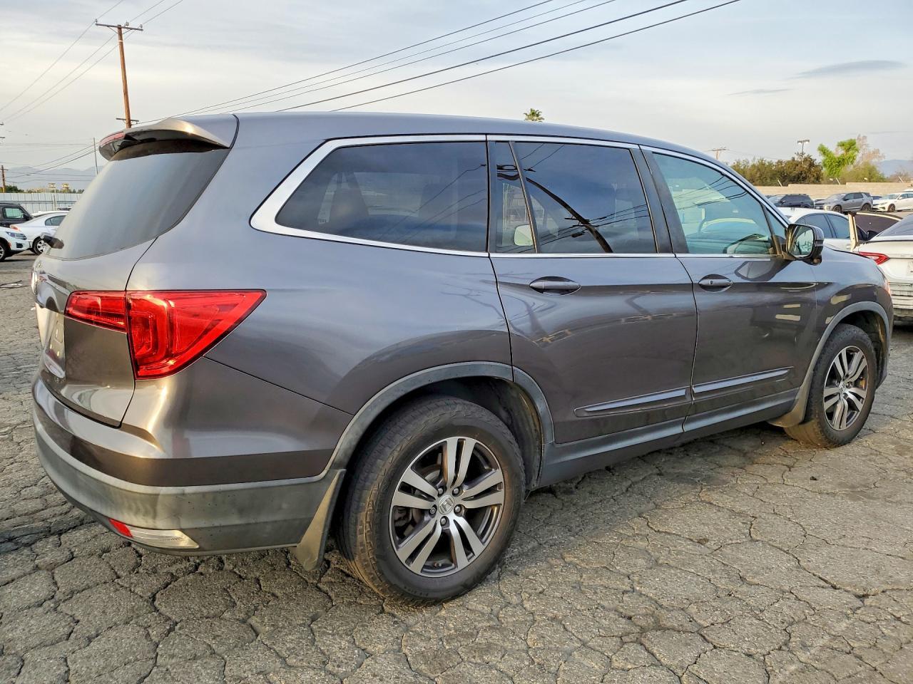 2017 HONDA PILOT
