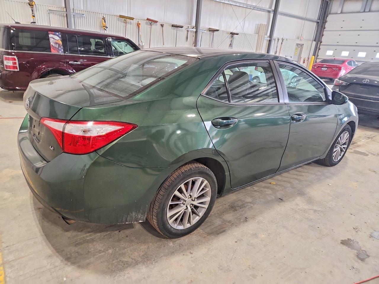 2015 TOYOTA COROLLA