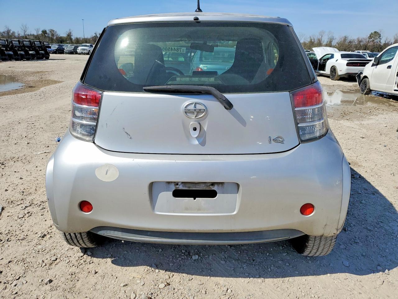 2013 TOYOTA SCION