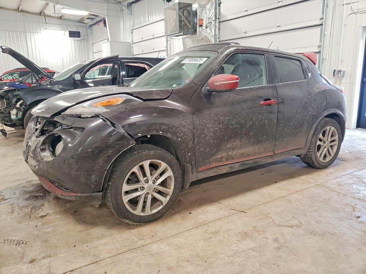 2015 NISSAN Juke
