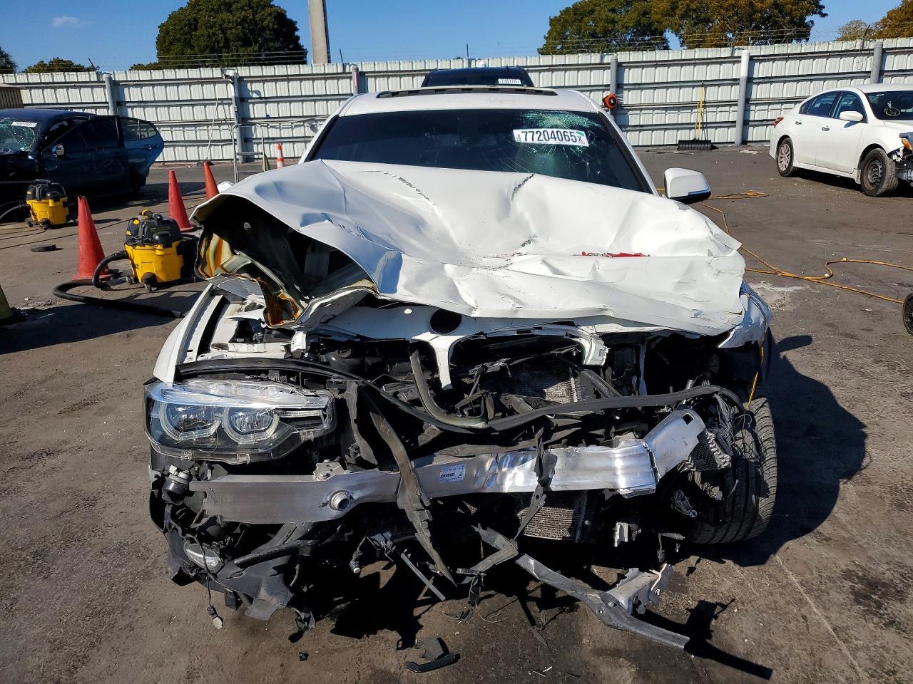 2018 BMW 3 SERIES