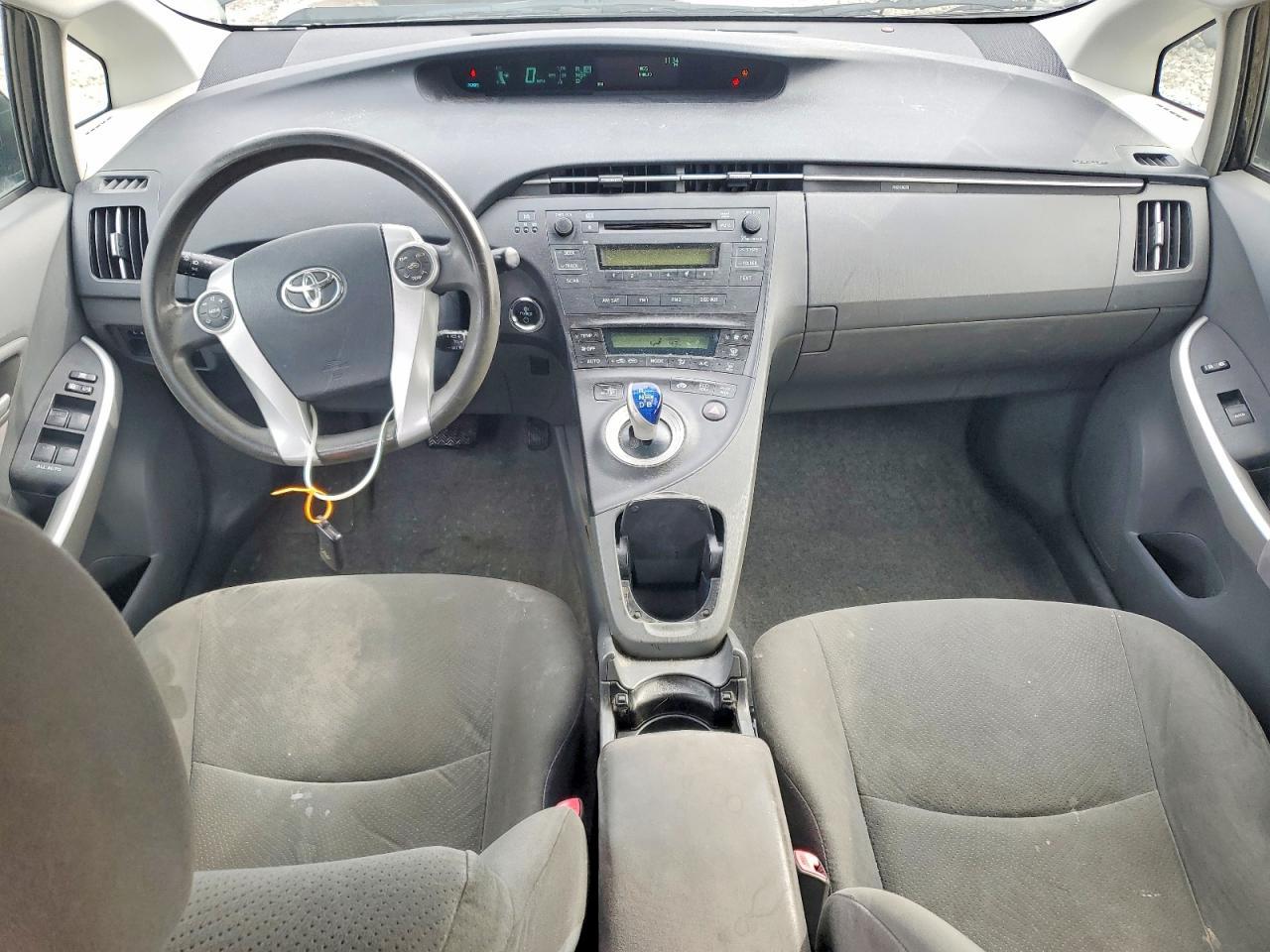 2010 TOYOTA PRIUS