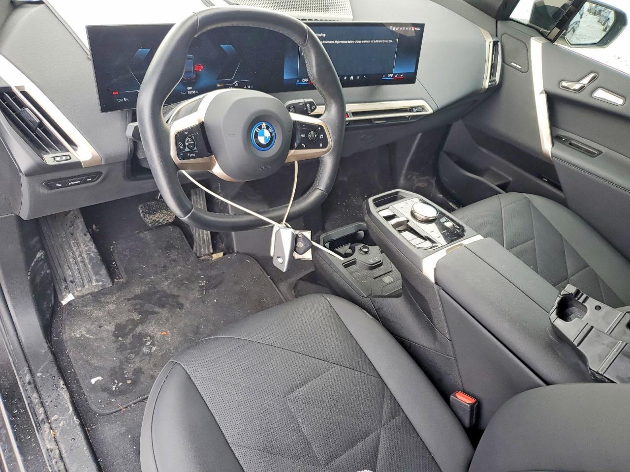 2024 BMW iX