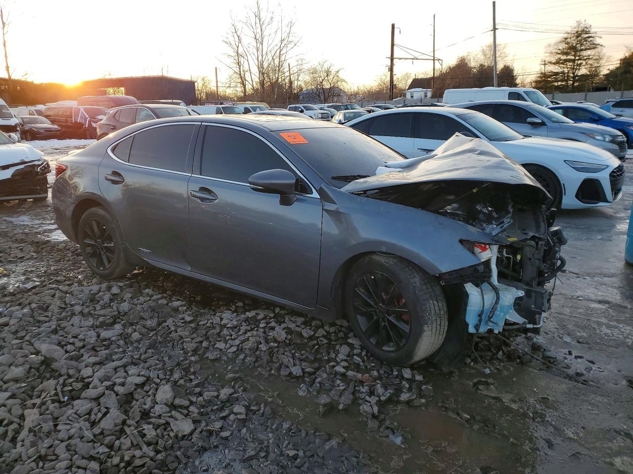 2013 LEXUS ES 300H