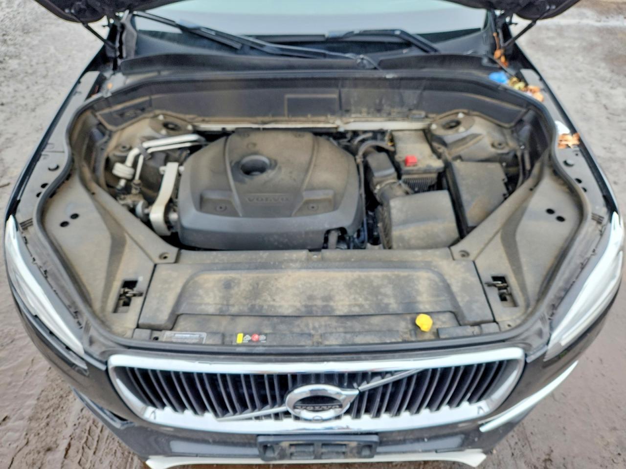 2016 VOLVO XC90
