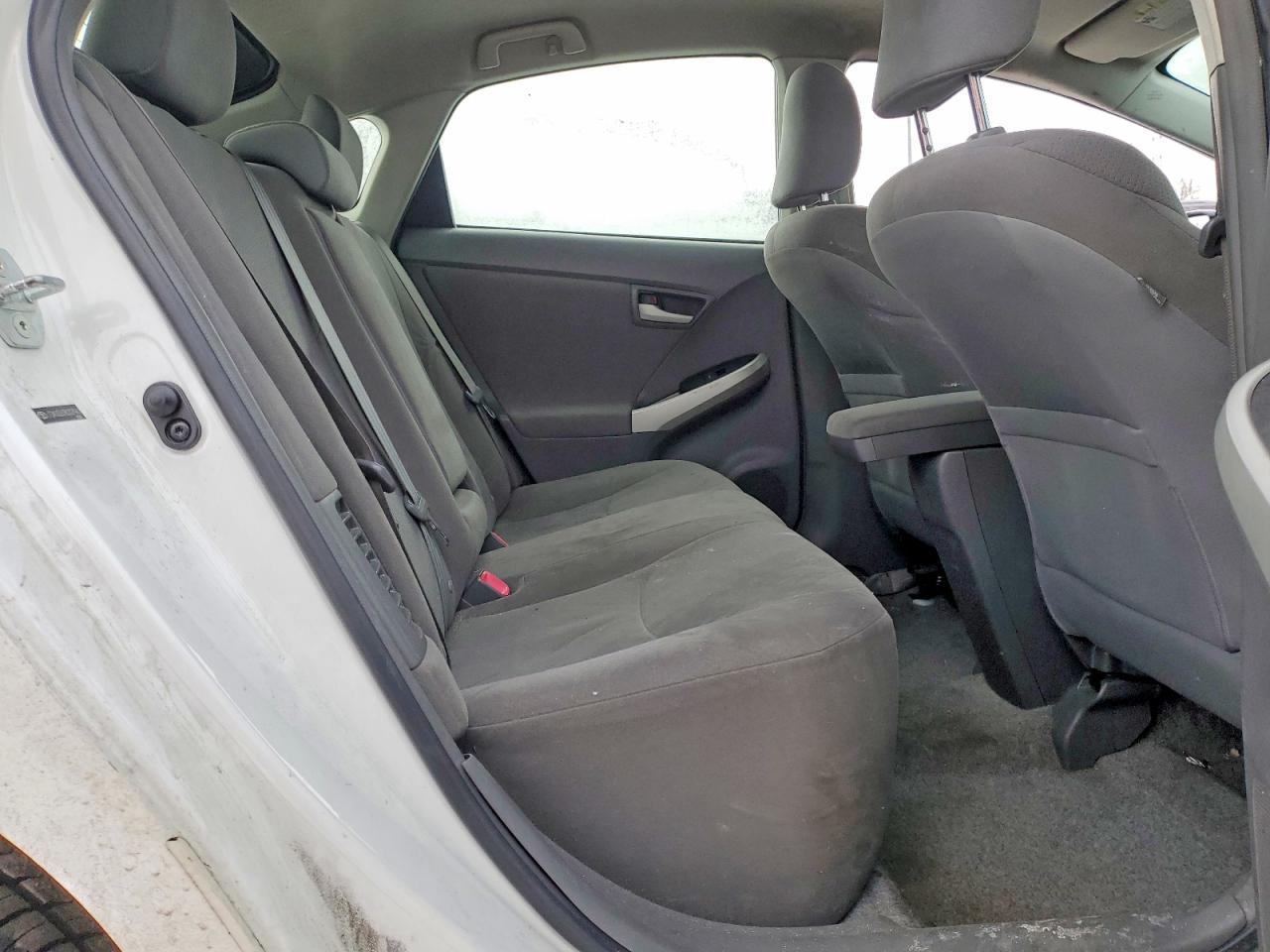 2011 TOYOTA PRIUS