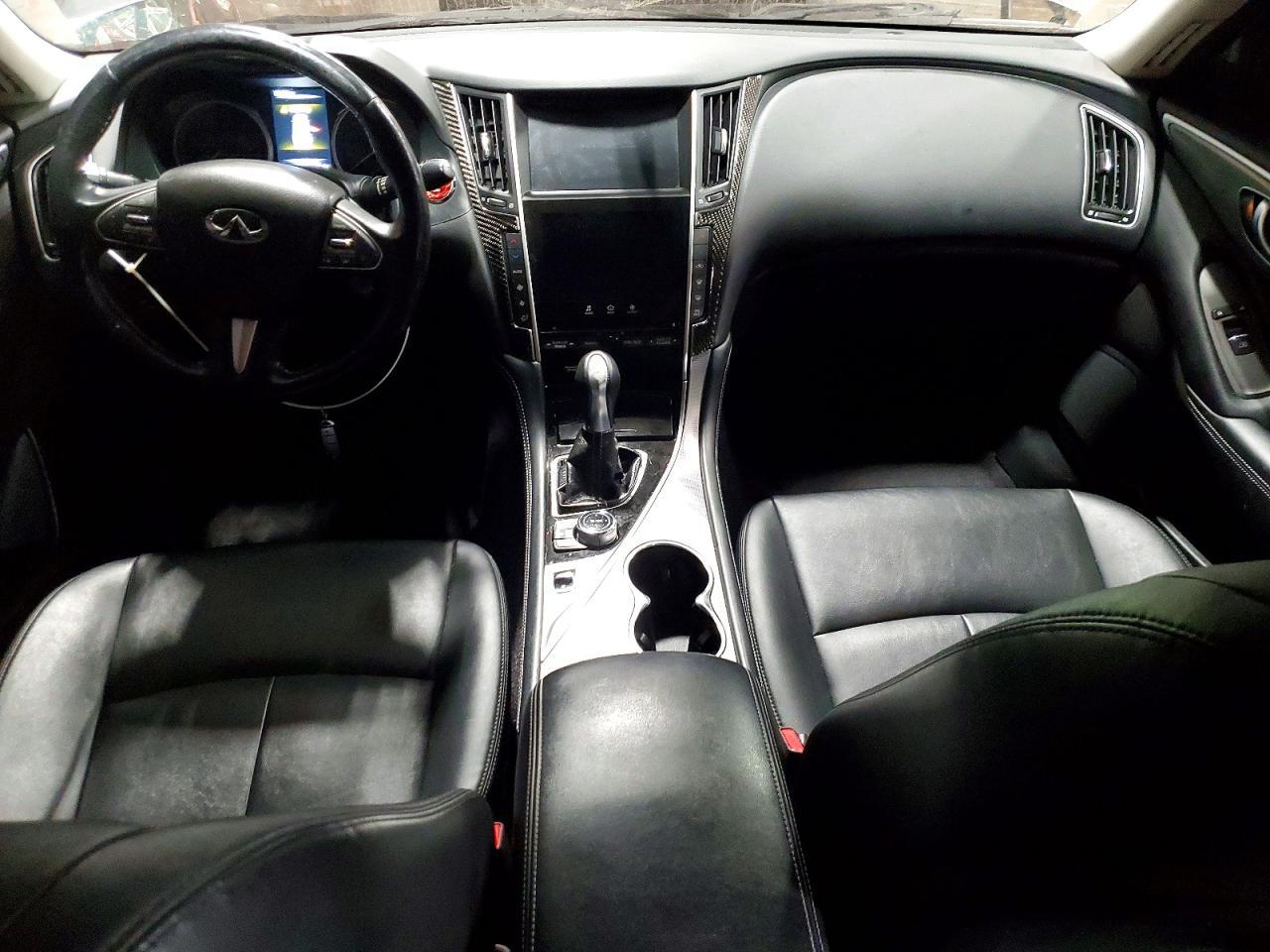 2015 INFINITI Q50