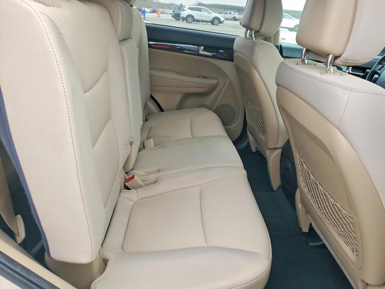 2011 KIA SORENTO