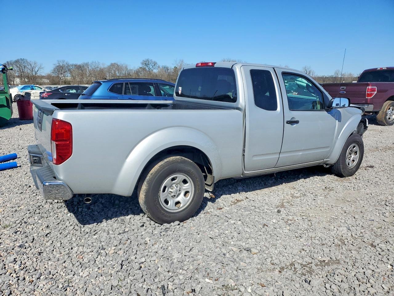 2016 NISSAN Frontier