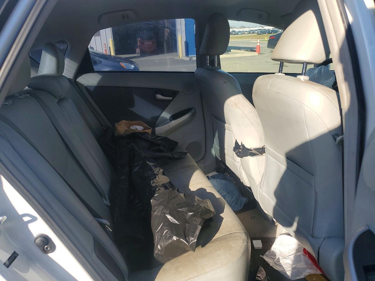 2011 TOYOTA PRIUS