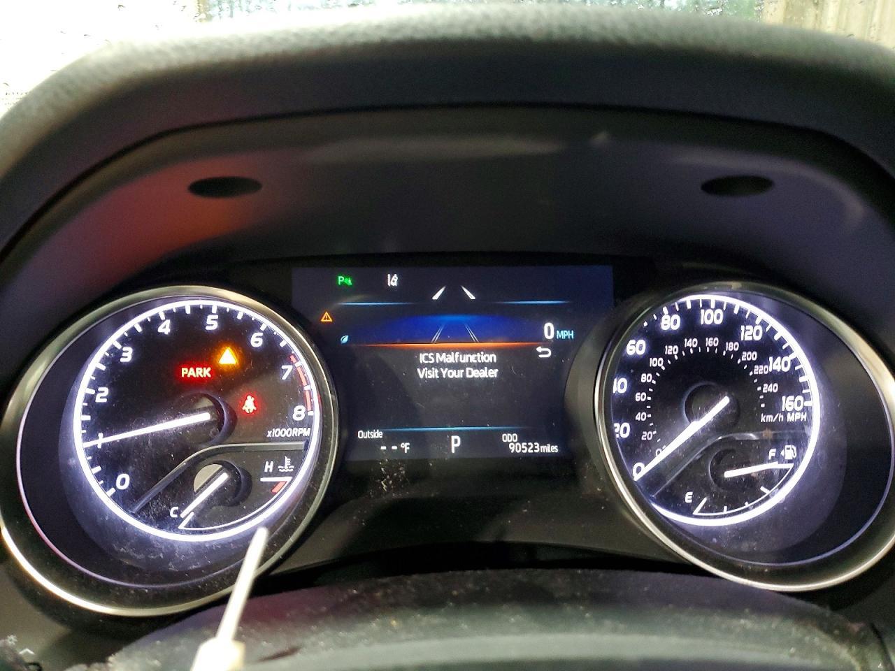 2018 TOYOTA CAMRY