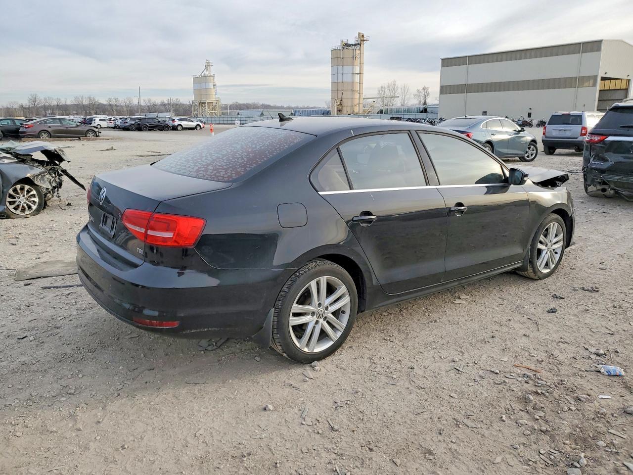 2015 VOLKSWAGEN JETTA