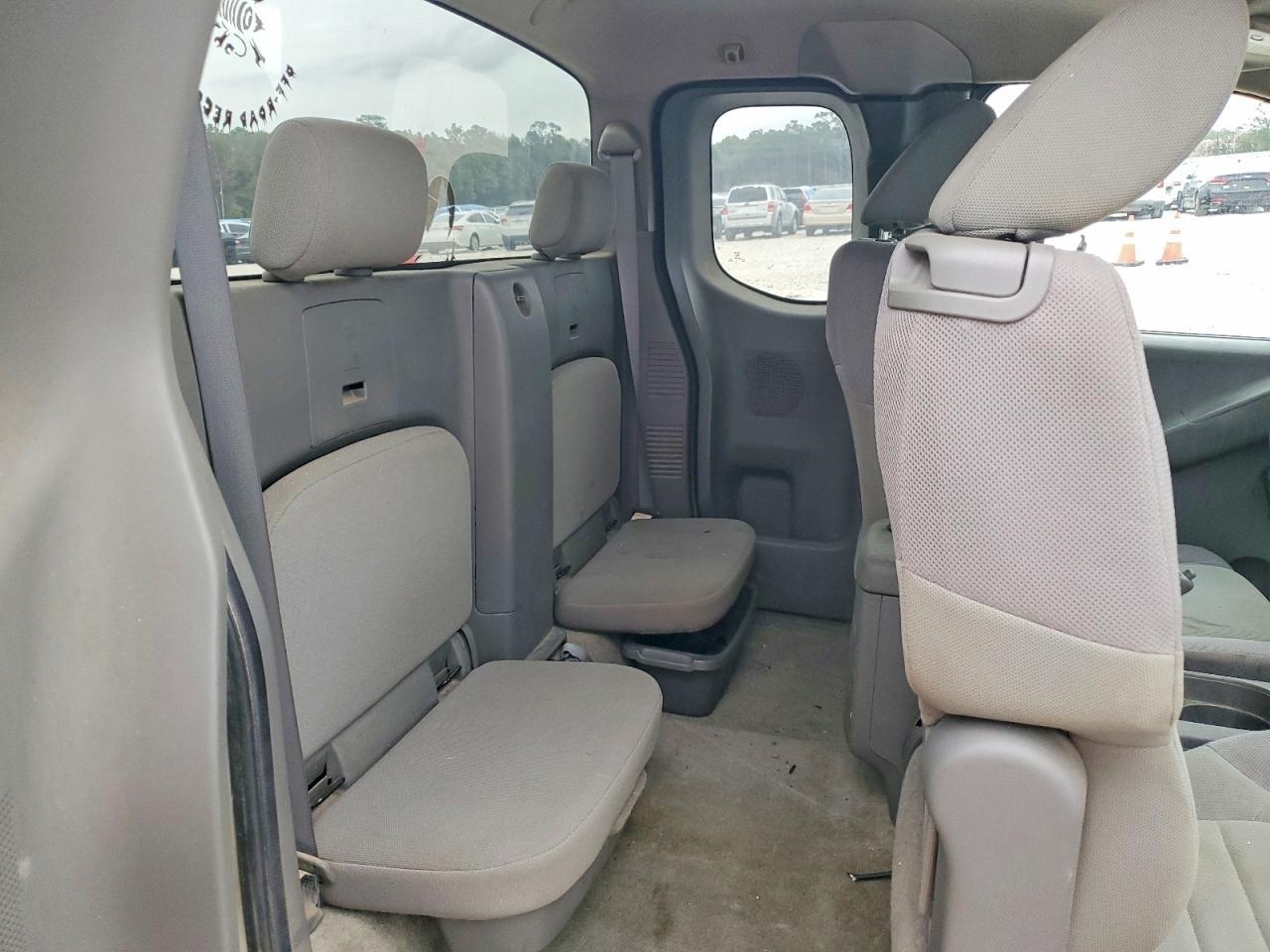 2013 NISSAN Frontier