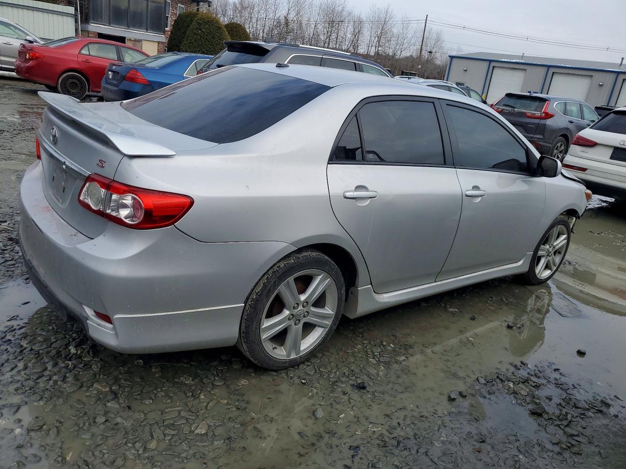 2013 TOYOTA COROLLA