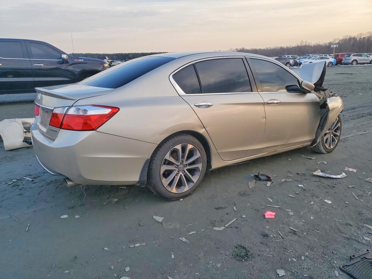 2015 HONDA ACCORD