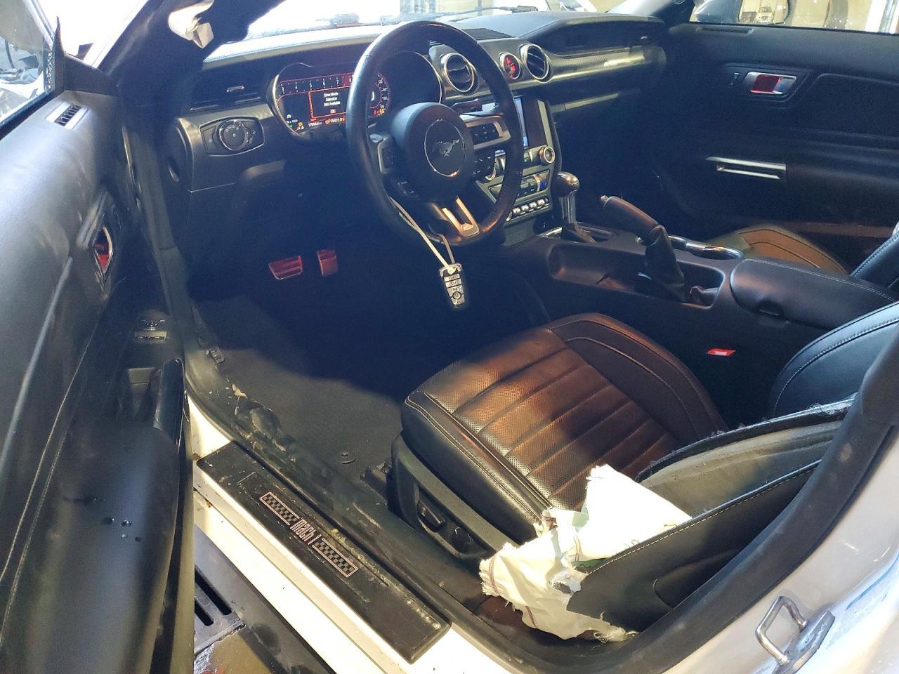 2022 FORD MUSTANG