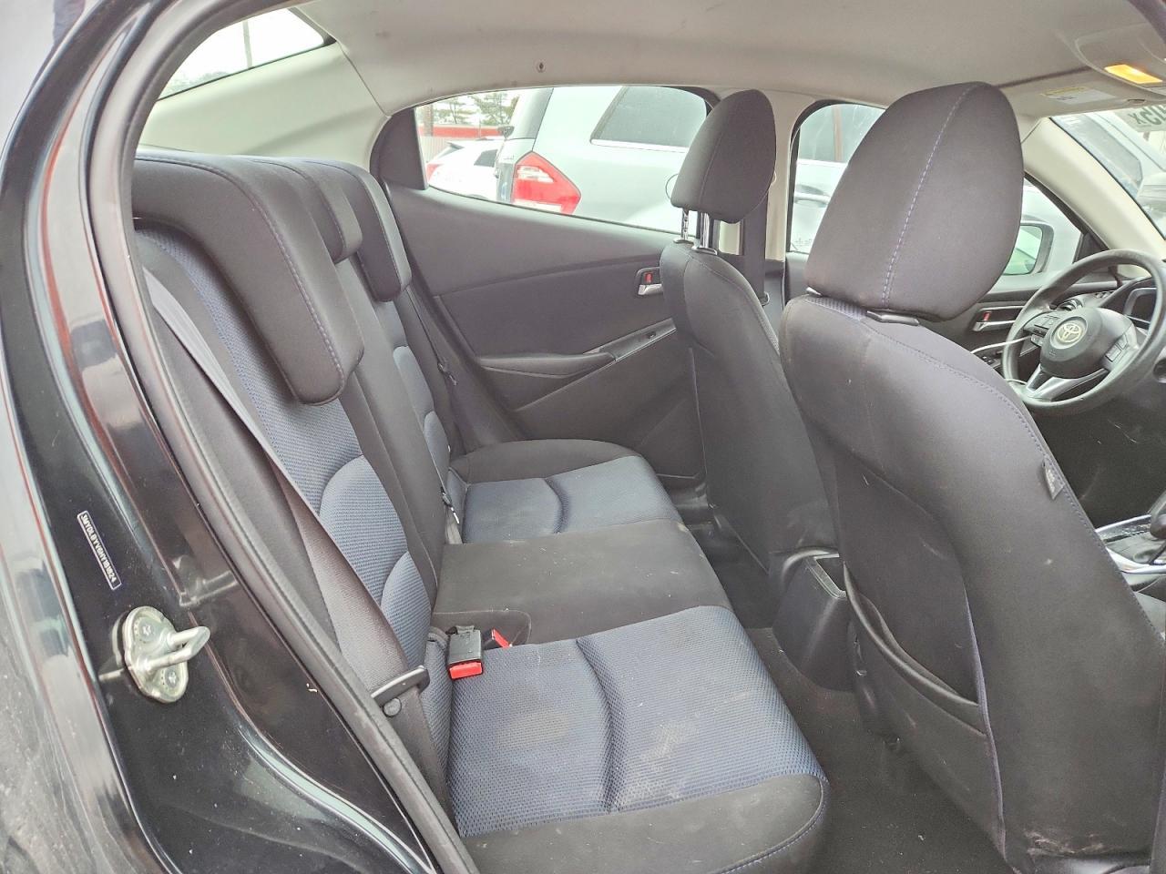 2017 TOYOTA YARIS