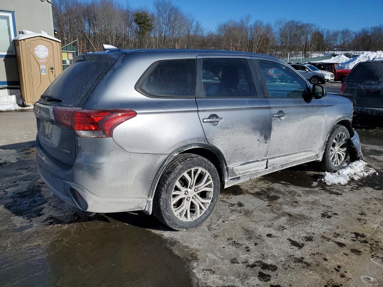 2018 MITSUBISHI outlander