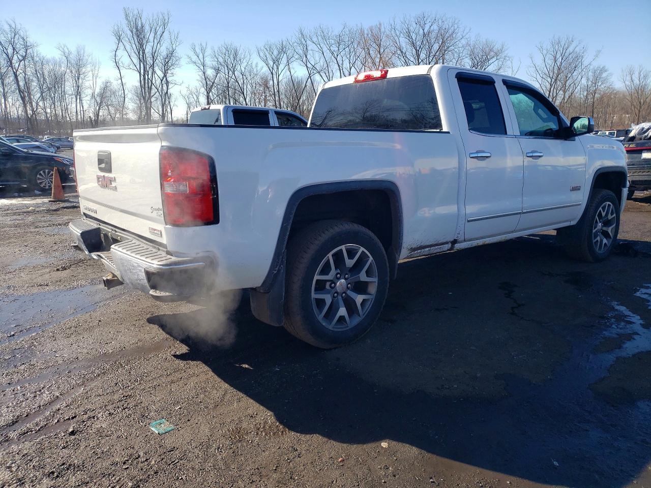 2015 GMC Sierra