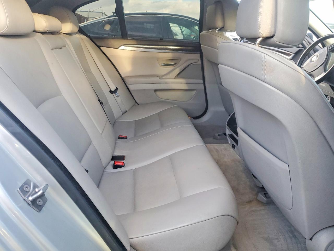 2011 BMW 5 series