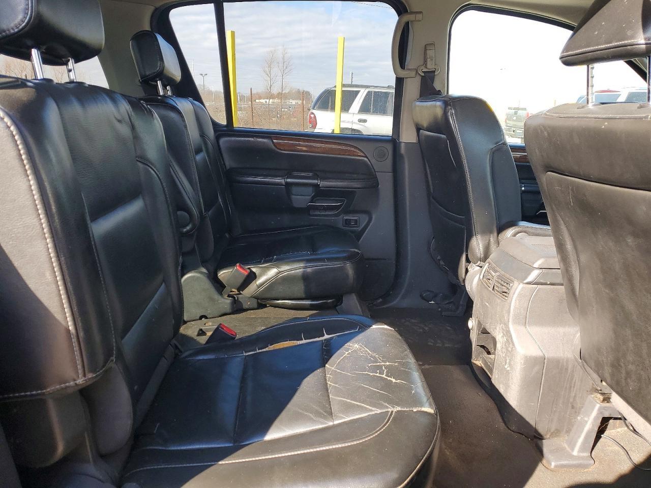 2011 NISSAN Armada