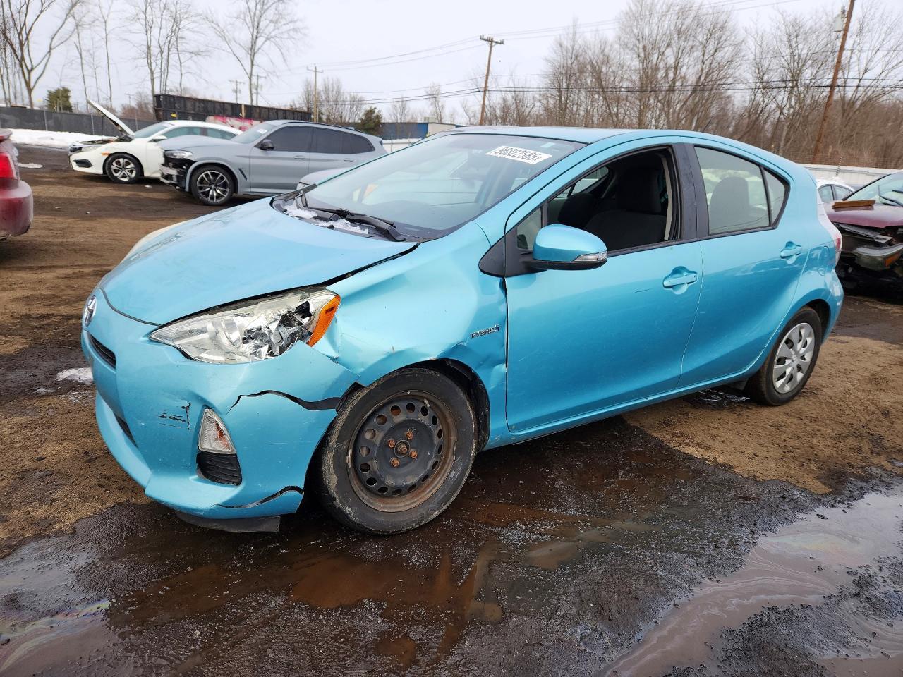 2014 TOYOTA Prius c