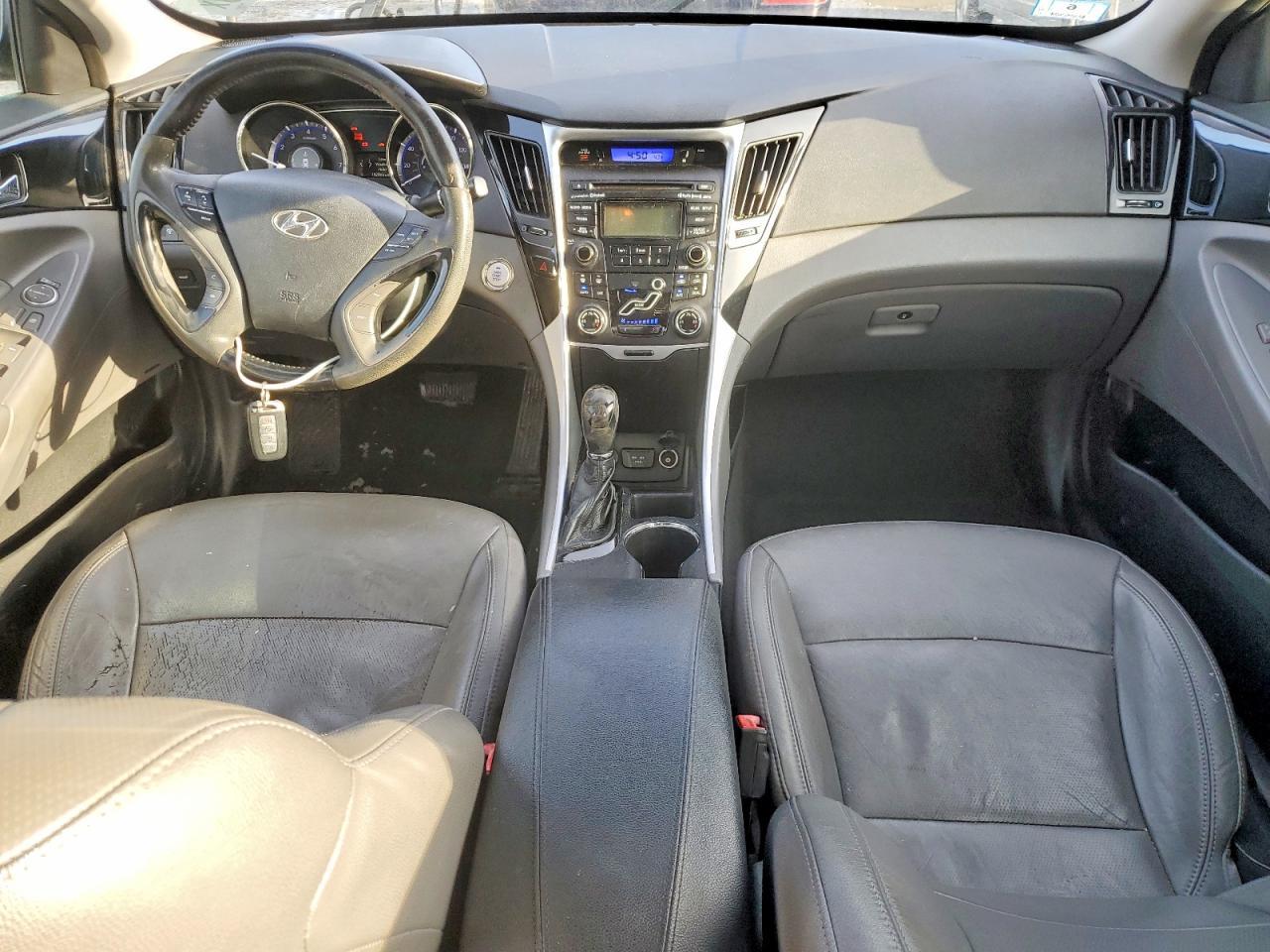 2012 HYUNDAI SONATA