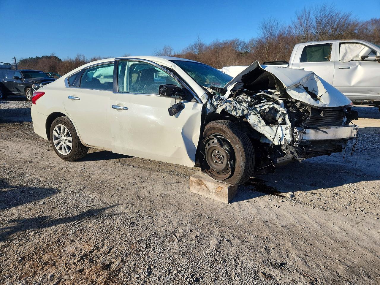 2017 NISSAN ALTIMA