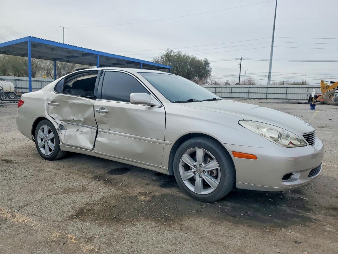 2005 LEXUS ES 330