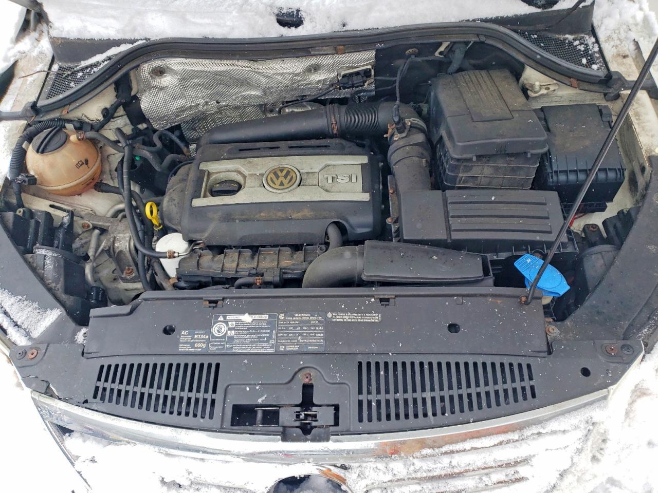 2009 VOLKSWAGEN TIGUAN