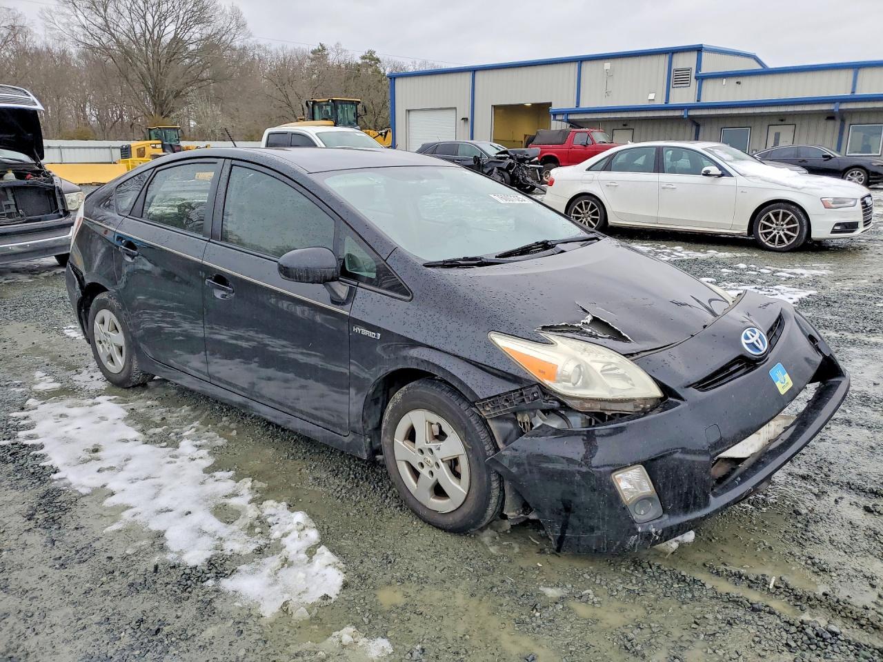2011 TOYOTA PRIUS