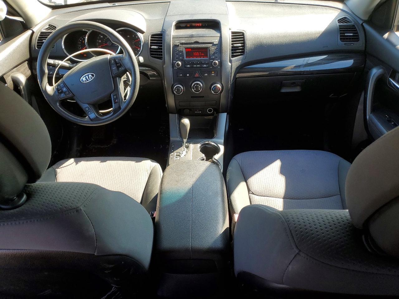 2013 KIA SORENTO