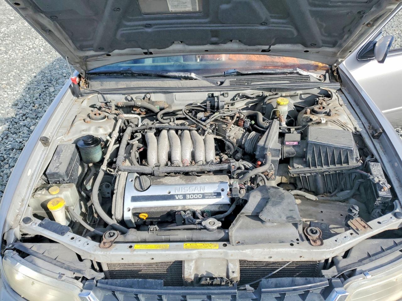 1999 NISSAN Maxima