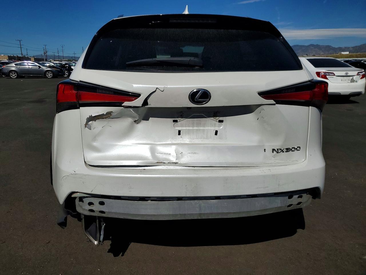 2018 LEXUS NX 300