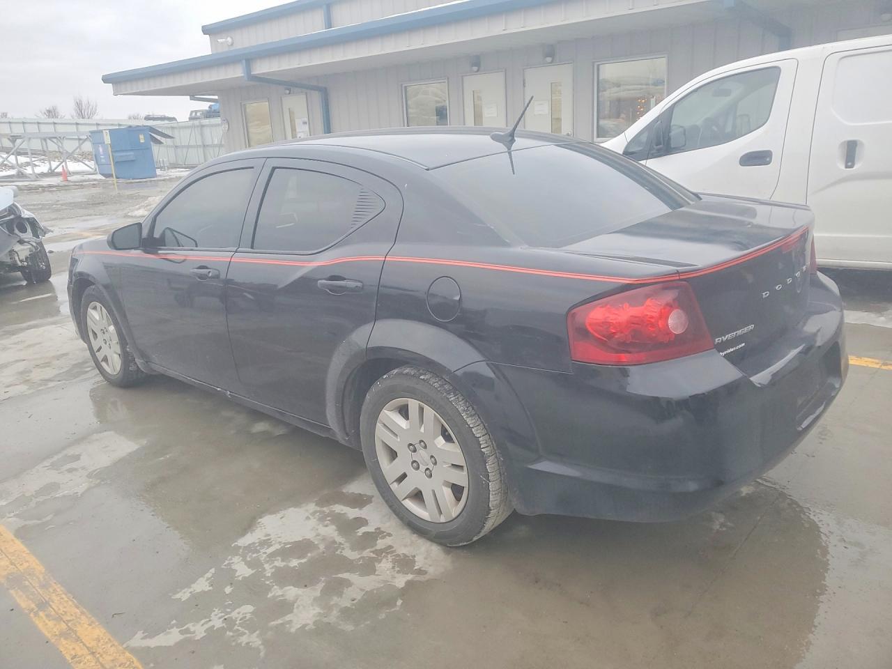 2012 DODGE Avenger