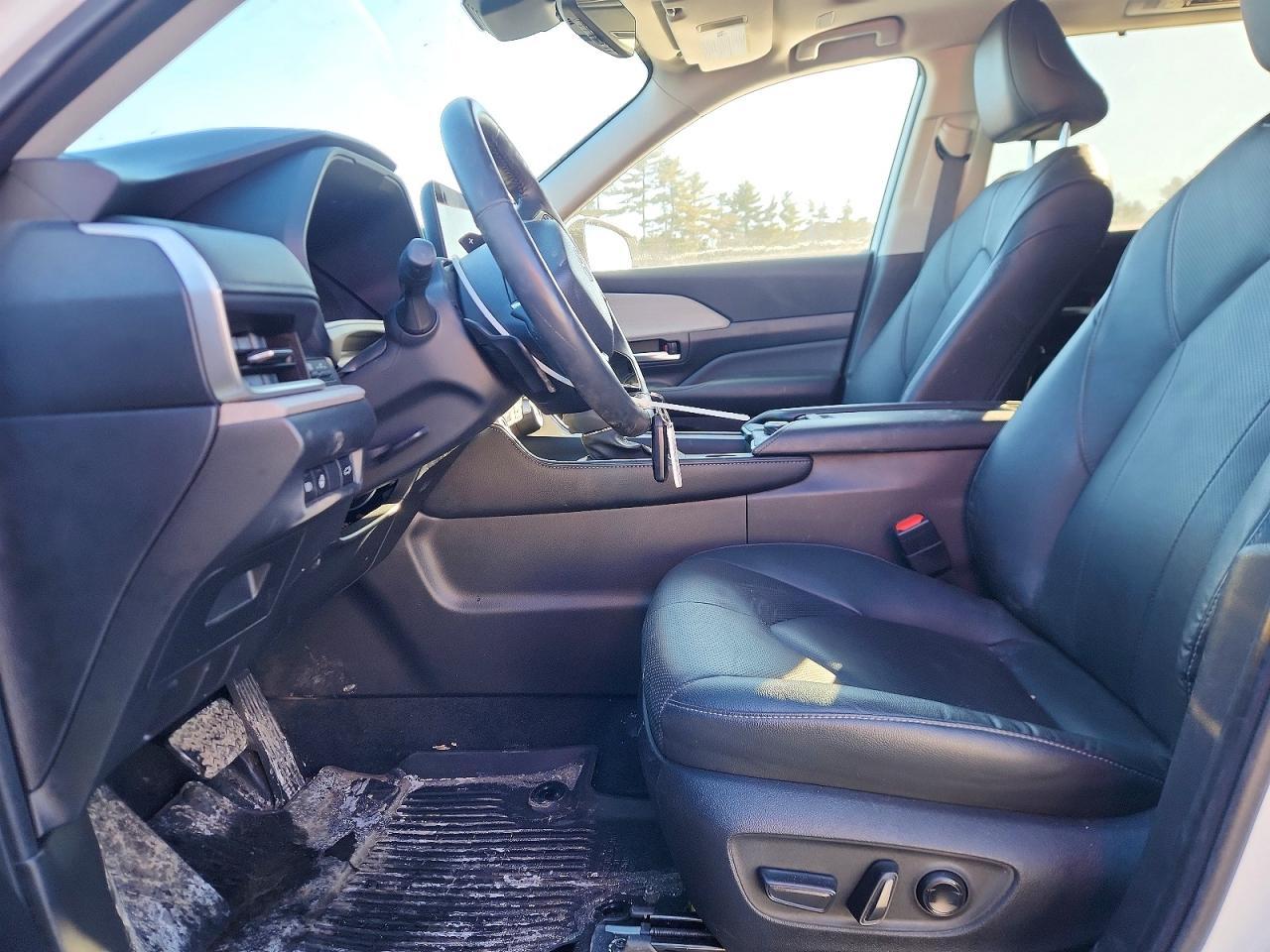 2024 TOYOTA HIGHLANDER