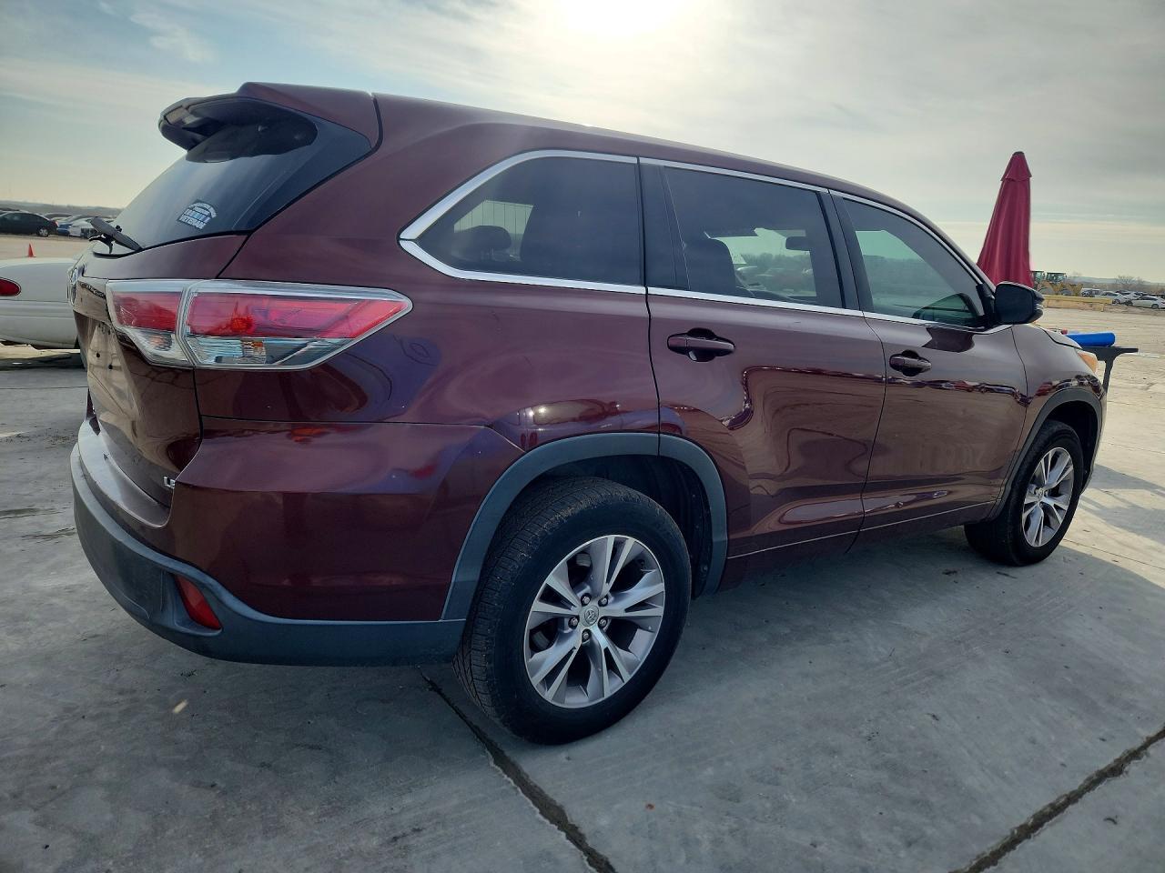 2014 TOYOTA HIGHLANDER