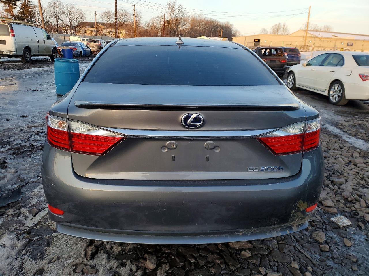 2013 LEXUS ES 300H