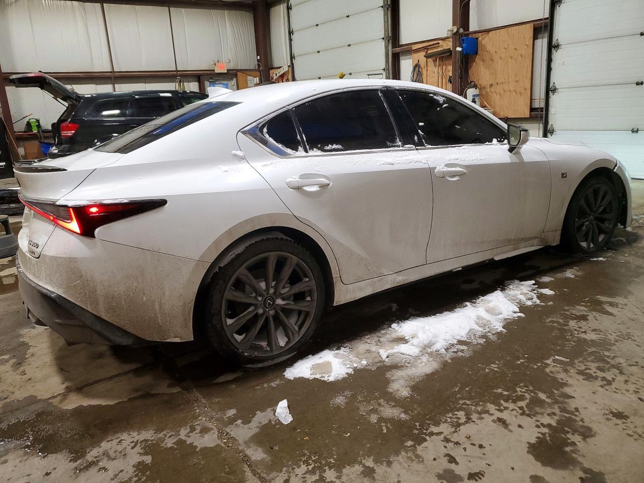 2021 LEXUS IS 350