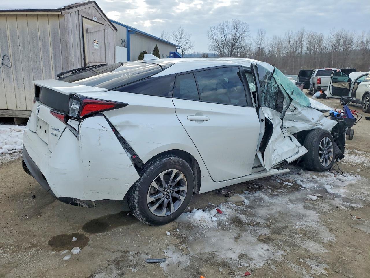2021 TOYOTA PRIUS